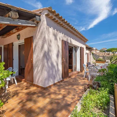 Le Romarin By Interhome بيت للعطل