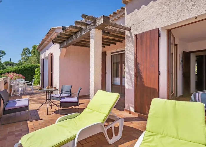 بيت للعطل Le Romarin By Interhome لي إيسامبر