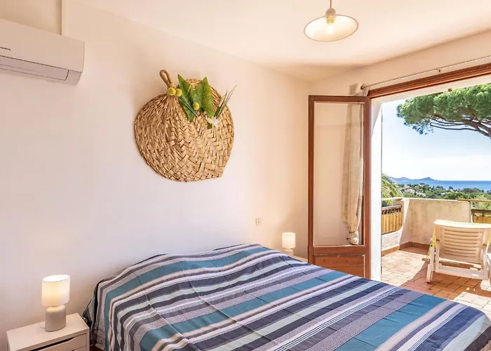 Le Romarin By Interhome * لي إيسامبر