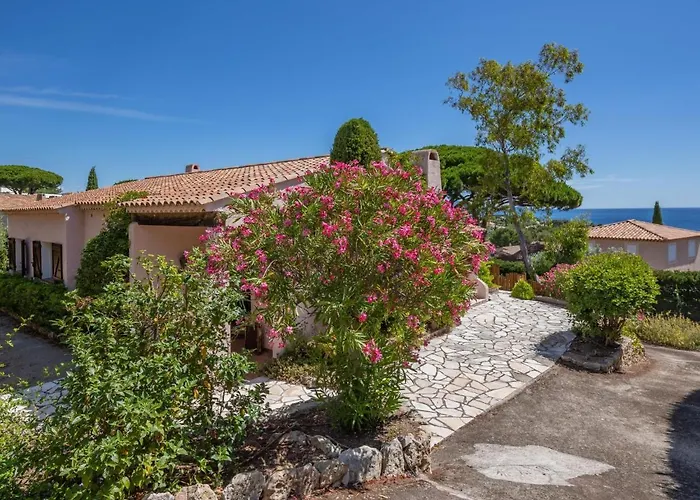 بيت للعطل Le Romarin By Interhome